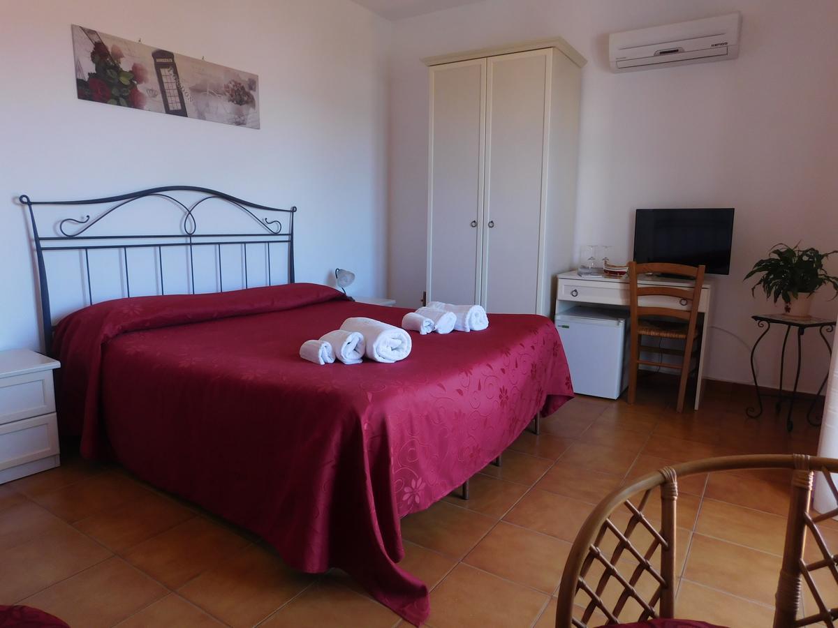 Stella Marina Sea & Sun Bed & Breakfast Cefalu Bagian luar foto