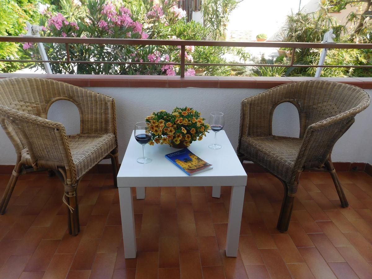 Stella Marina Sea & Sun Bed & Breakfast Cefalu Bagian luar foto