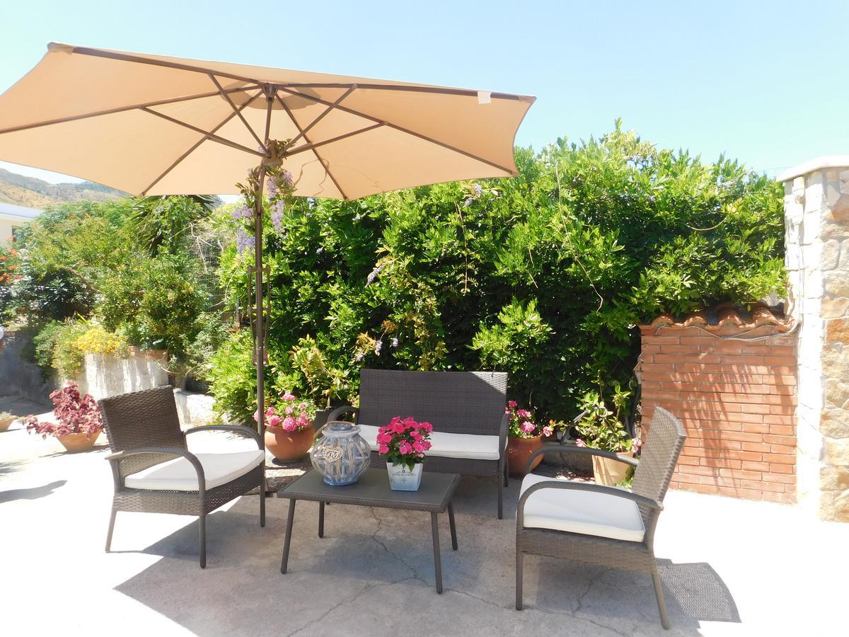 Stella Marina Sea & Sun Bed & Breakfast Cefalu Bagian luar foto